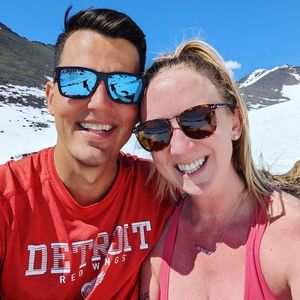 Meet your Posher, Casey